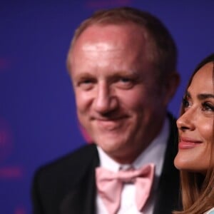 François-Henri Pinault et sa femme Salma Hayek - Photocall du dîner des 70 ans du Festival International du Film de Cannes. Le 23 mai 2017. © Borde-Jacovides-Moreau / Bestimage