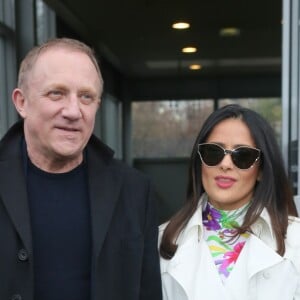 François-Henri Pinault et sa femme Salma Hayek sortant du défilé de mode "Balenciaga", collection prêt-à-porter Automne-Hiver 2017-2018 à l'Espace Champerret à Paris, le 5 Mars 2017.© CVS/Veeren/Bestimage