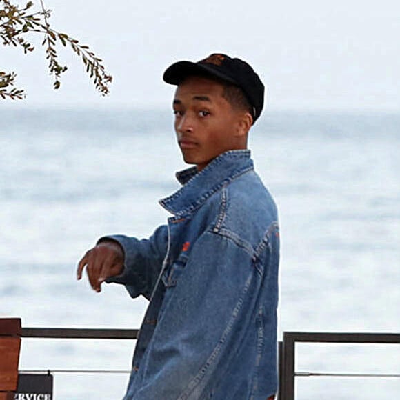 Jaden Smith a dîné avec sa soeur Willow, sa mère Jada Pinkett et sa grand-mère Adrienne Banfield-Jones au restaurant Nobu Malibu le jour de la fête des mères à los Angeles le 14 mai 2017.