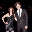 Robert Pattinson et Kristen Stewart à la première du film "Twilight" à Londres le 3 décembre 2008
