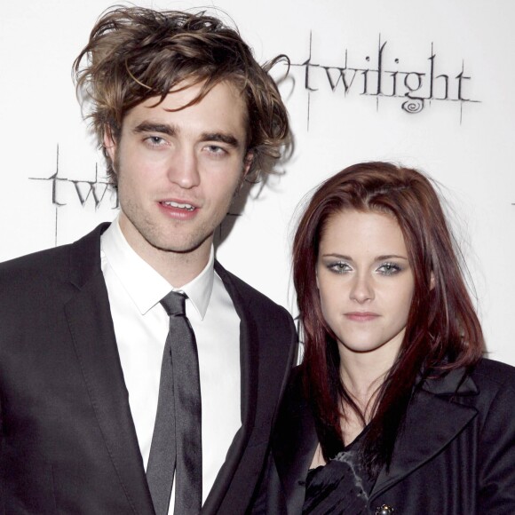 Robert Pattinson et Kristen Stewart à la première du film "Twilight" à Londres le 3 décembre 2008