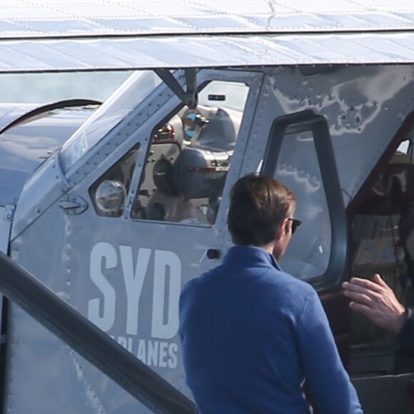 Exclusif - Pippa Middleton et son mari James Matthews partent du port de Sydney en hydravion avec des amis pour se rendre à Cottage Point, Australie, le 31 mai 2017.