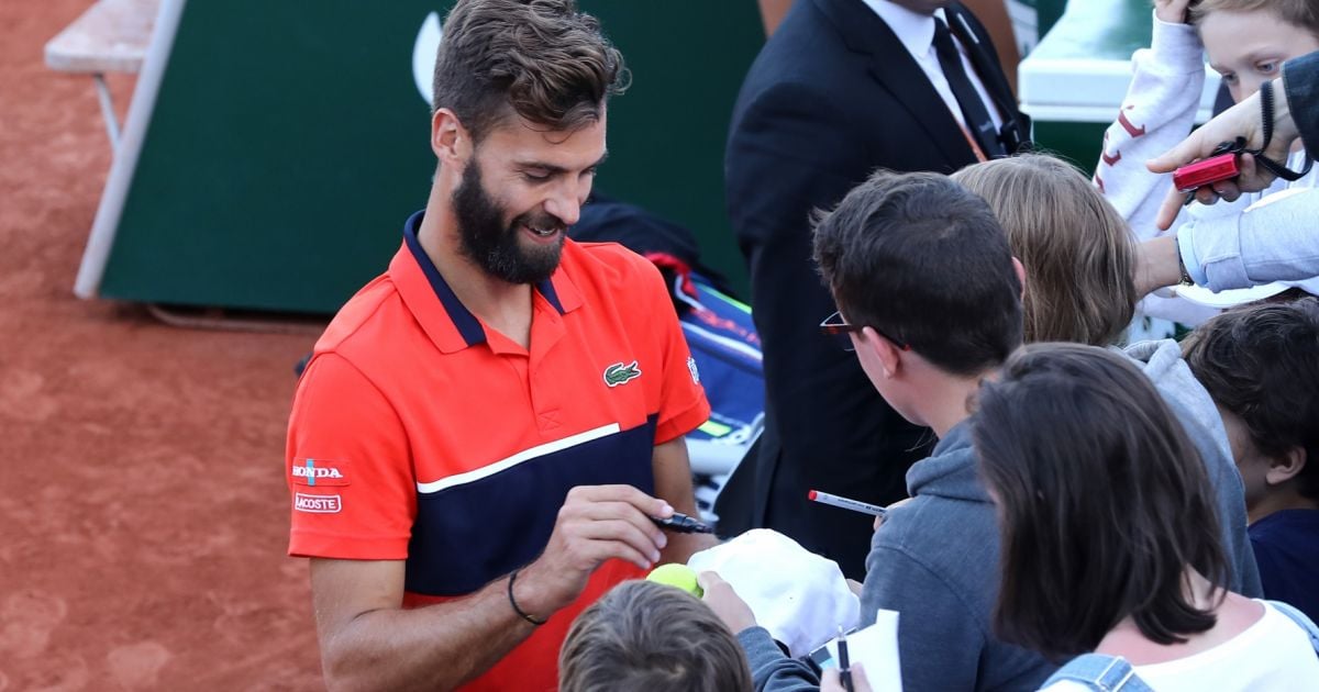 Qui Interviewe Les Joueurs à Roland Garros Benoît Paire à Roland-Garros le 4 juin 2017 lors de son match de double