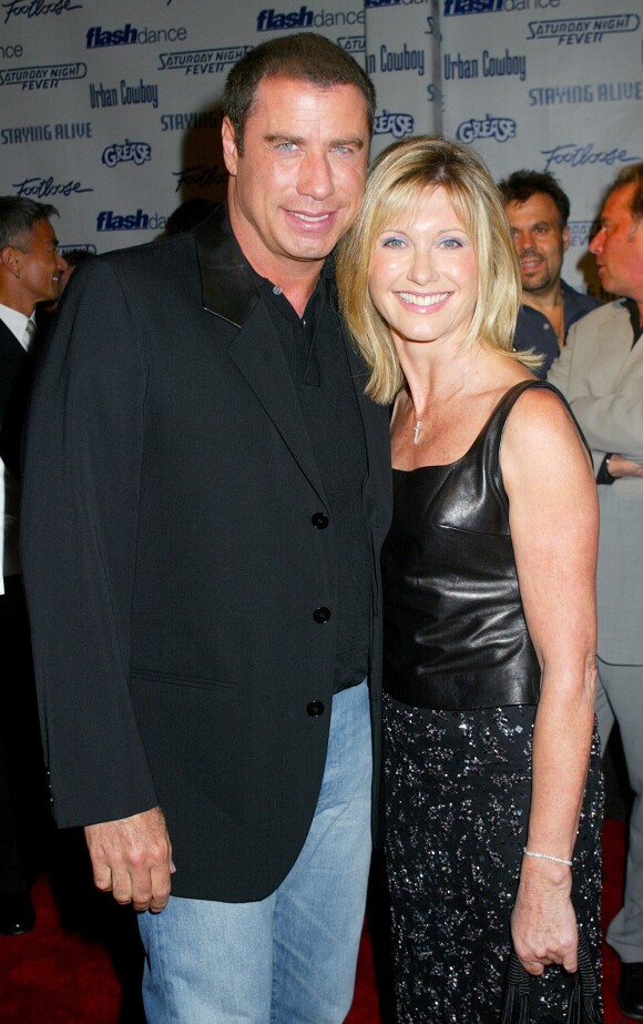 John Travolta et Olivia Newton-John à Los Angeles le 25 septembre 2002.