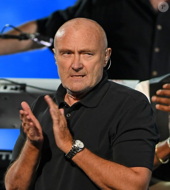 Phil Collins lors de la cérémonie d'ouverture de l’US Open 2016 au USTA Billie Jean King National Tennis Center à Flushing Meadow, New York City, New York, Etats-Unis, le 29 août 2016.