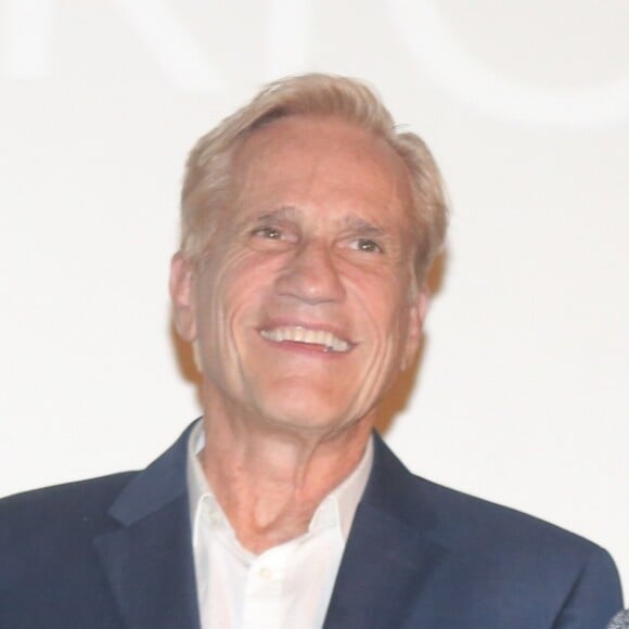 Randal Kleiser, Pierre Lemaitre lors de la cérémonie d'ouverture du 6ème "Champs Elysées Film Festival" au cinéma Gaumont Marignan à Paris, le 15 juin 2017. © CVS/Bestimage  Celebrities at the opening ceremony of the 6th "Champs Elysees Film Festival" held at the Gaumont Marignan in Paris. June 15th, 2017.15/06/2017 - Paris