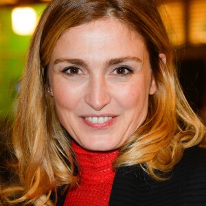 Julie Gayet à la soirée d'inauguration de la "Fête du Court Métrage" au Carreau du Temple à Paris, le 15 décembre 2016. © Guirec Coadic/Bestimage  Celebrities at the opening of "La Fête du Court Metrage" held at the Carreau du Temple in Paris. December 15th, 2016.16/12/2016 - Paris