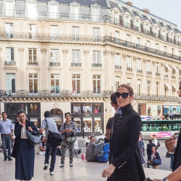 Semi Exclusif - Céline Dion et son styliste Law Roach arrivent à l'Opéra Garnier à Paris, le 13 juin 2017.