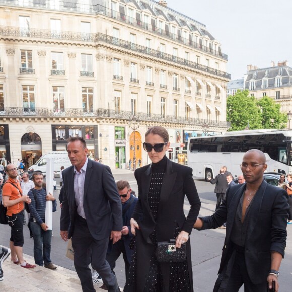 Semi Exclusif - Céline Dion et son styliste Law Roach arrivent à l'Opéra Garnier à Paris, le 13 juin 2017.