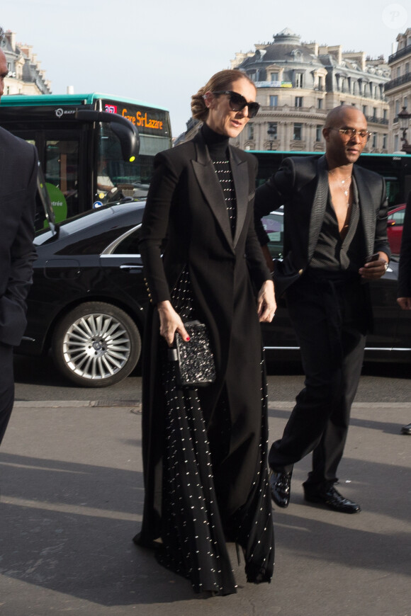 Semi Exclusif - Céline Dion et son styliste Law Roach devant l'Opéra Garnier à Paris, le 13 juin 2017.