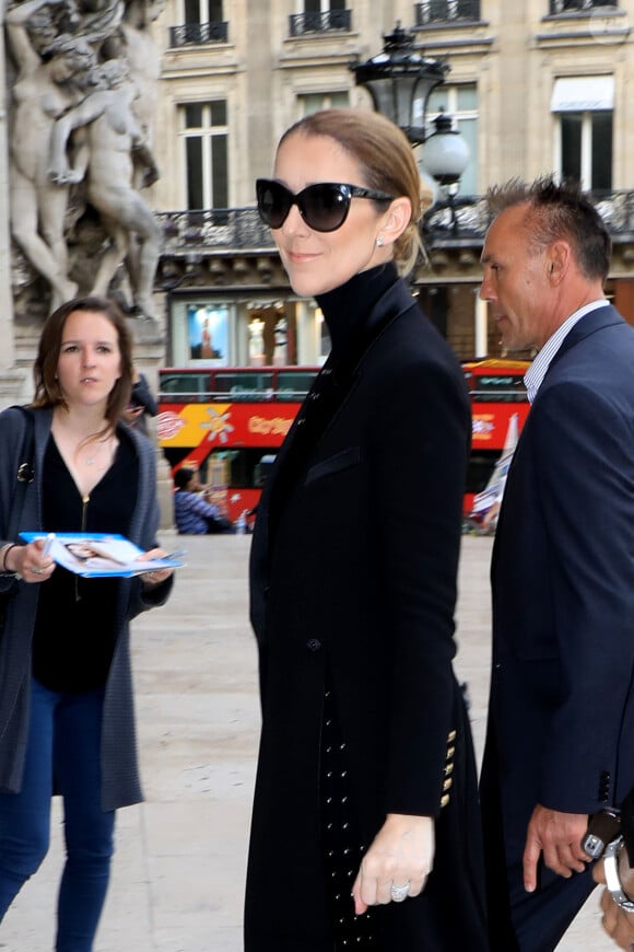 Semi Exclusif - Céline Dion et son styliste Law Roach à l'Opéra Garnier à Paris, le 13 juin 2017.