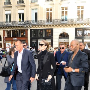 Semi Exclusif - Céline Dion et son styliste Law Roach à l'Opéra Garnier à Paris, le 13 juin 2017.