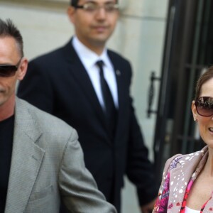 Céline Dion quitte l'hôtel Royal Monceau, à Paris, le 14 juin 2017.