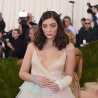 Lorde : La chanteuse, critiquée pour son physique, répond à ses détracteurs