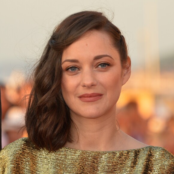 Marion Cotillard - Arrivées à la cérémonie de clôture du 31e Festival du Film de Cabourg, Journées Romantiques le 17 juin 2017. © Coadic Guirec / Bestimage