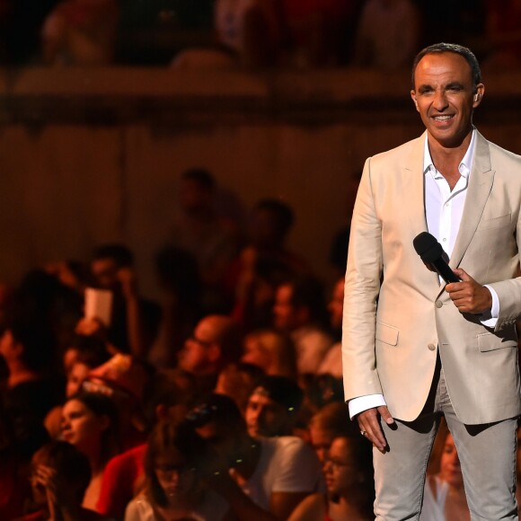 Exclusif - Nikos Aliagas lors de l'émission "La chanson de l'année fête la musique" dans les arènes de Nîmes, diffusée en direct sur TF1 le 17 juin 2017. © Bruno Bebert/Bestimage