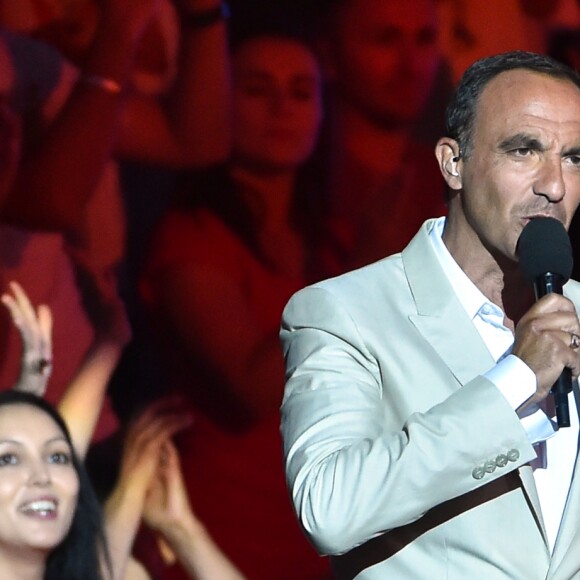 Exclusif - Prix spécial - Nikos Aliagas anime l'émission "La chanson de l'année fête la musique" dans les arènes de Nîmes, diffusée en direct sur TF1 le 17 juin 2017. © Bruno Bebert/Bestimage