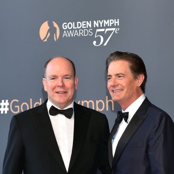 Le prince Albert II de Monaco et Kyle MacLachlan - Clôture du 57ème Festival de télévision de Monte-Carlo au Grimaldi Forum à Monaco, le 20 juin 2017. © Bruno Bebert/Bestimage