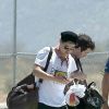 Exclusif - Harry Styles arrive à l'aéroport de Cabo San Lucas, le 23 mai 2017