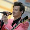 Harry Styles chante sur le plateau de l'émission TV "Today" show à New York. Le 9 mai 2017