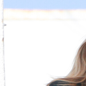 Julia Roberts lors d'une séance photo dans une maison au bord de la mer dans le quartier de Malibu à Los Angeles, Californie, Etats-Unis, le 13 juin 2017.