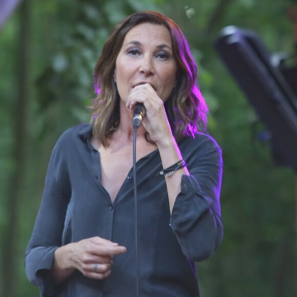 Zazie - Inauguration de la "Fondation Goodplanet - Domaine de Longchamp" à Paris, le 13 mai 2017. © CVS/Bestimage