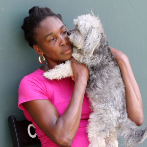 Venus Williams et son chien Harold au National Puppy Day à Key Biscane le 23 mars 2017