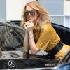 Céline Dion quitte l'hôtel Royal Monceau pour se rendre au défilé de la maison Dior à Paris le 3 juillet 2017.