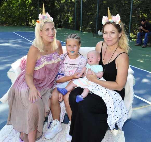 Tori Spelling fête le 9e anniversaire de sa fille Stella, sur le thème licorne, à Los Angeles, le 1er juillet 2017