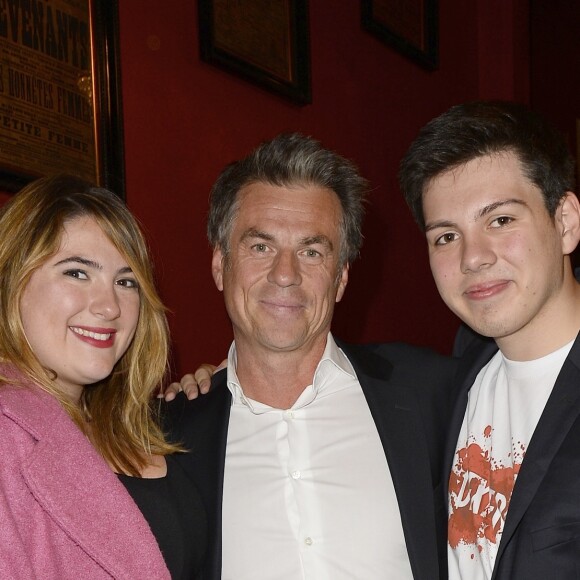 Bruno Gaccio et ses enfants Charlotte Gaccio et Enzo Gaccio - Backstage de la 150ème représentation de la pièce "Je préfère qu'on reste amis" au Théâtre Antoine à Paris le 5 novembre 2014.