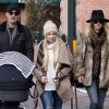 Exclusif - Nicky Hilton se promène avec son mari James Rothschild, leur fille Lily Grace en poussette et la soeur de James Victoria Rothschild à Aspen le 30 décembre 2016