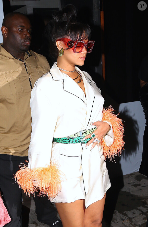 Rihanna à la sortie de l'after party de la soirée MET au nightclub "One Oak" à New York, le 1er mai 2017 © Morgan Dessalles/Bestimage