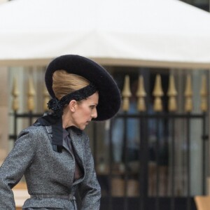 Semi-exclusif - Céline Dion danse le flamenco lors d'un shooting pour Vogue dans les jardins du Palais-Royal, à Paris, le 6 juillet 2017.