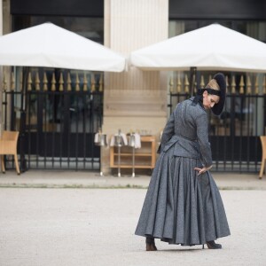 Semi-exclusif - Céline Dion danse le flamenco lors d'un shooting pour Vogue dans les jardins du Palais-Royal, à Paris, le 6 juillet 2017.