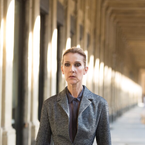 Semi-exclusif - Céline Dion danse le flamenco lors d'un shooting pour Vogue dans les jardins du Palais-Royal, à Paris, le 6 juillet 2017.