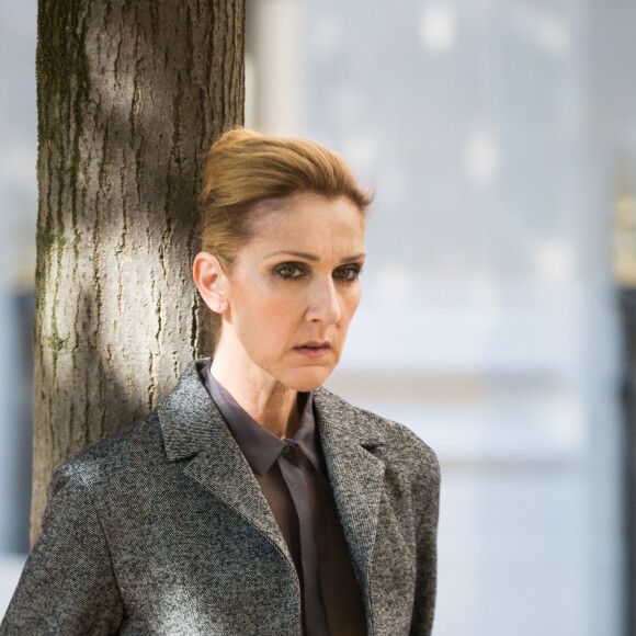 Semi-exclusif - Céline Dion danse le flamenco lors d'un shooting pour Vogue dans les jardins du Palais-Royal, à Paris, le 6 juillet 2017.