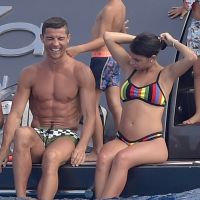 Cristiano Ronaldo et sa chérie Georgina : Vacances et ventre encore plus arrondi