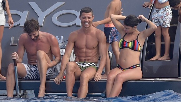 Cristiano Ronaldo et sa chérie Georgina : Vacances et ventre encore plus arrondi