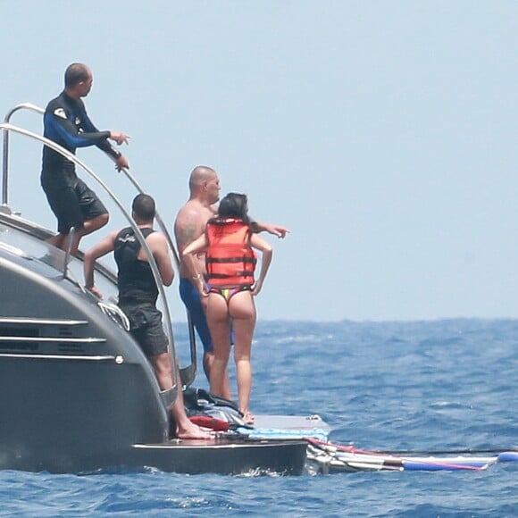 Cristiano Ronaldo en vacances avec sa compagne Georgina Rodriguez à Formentera. Le 8 juillet 2017.