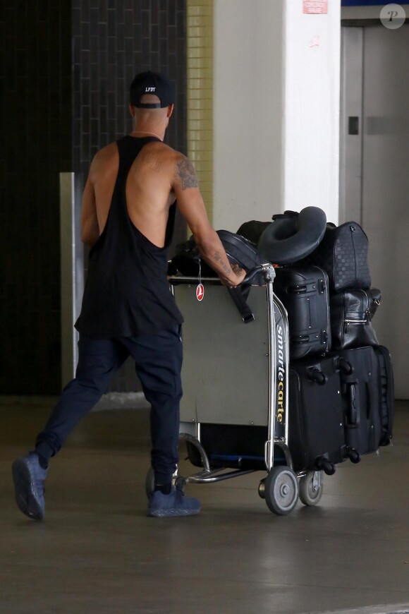 Jeremy Meeks arrive à l'aéroport de LAX à Los Angeles, le 3 juillet 2017
