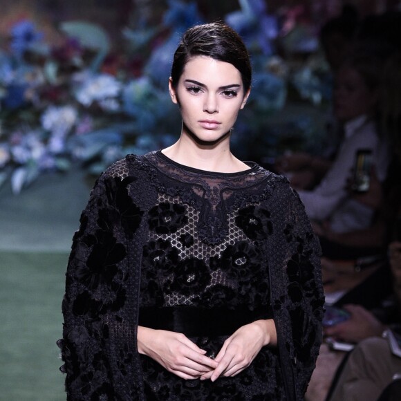 Kendall Jenner - Défilé de mode "Fendi", collection Haute-Couture automne-hiver 2017/2018, à Paris. Le 5 juillet 2017.