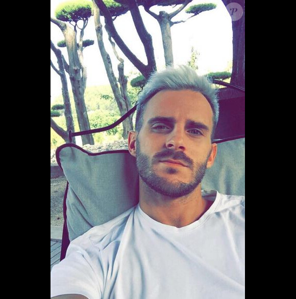 Benjamin Samat (Les Princes et Princesses de l'amour) a dévoilé le visage de son frère Jérémy sur les réseaux sociaux.