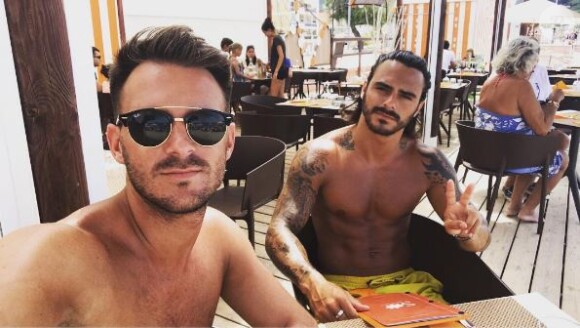 Benjamin Samat (Les Princes et Princesses de l'amour) a dévoilé le visage de son frère Jérémy sur les réseaux sociaux.