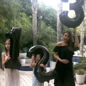 Jessica Alba annonçant sa troisième grossesse sur Instagram le 17 juillet 2017