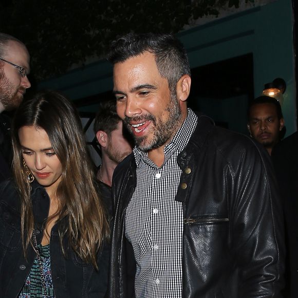 Cash Warren et sa femme Jessica Alba - Arrivées des célébrités au 40ème anniversaire de Jennifer Meyer au Peppermint à West Hollywood le 22 avril 2017.