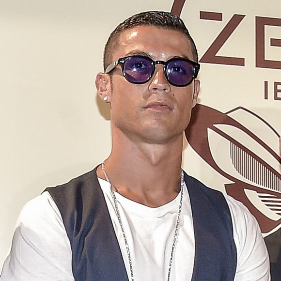 Cristiano Ronaldo assiste à l'inauguration du restaurant Zela à Ibiza le 17 juillet 2017.
