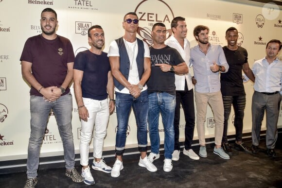 Cristiano Ronaldo assiste à l'inauguration du restaurant Zela à Ibiza le 17 juillet 2017.