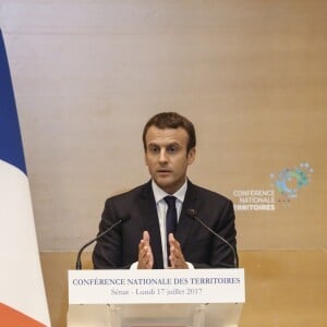 Emmanuel Macron, président de la République lors de la première Conférence Nationale des Territoires au Sénat à Paris, le 17 juillet 2017. © Hamilton/Pool/Bestimage