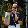 Exclusif - Lea Michele fait du shopping à Whole Foods à Brentwood, le 6 juin 2017