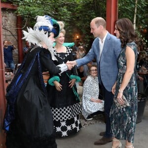 Le prince William et Kate Middleton, duc et duchesse de Cambridge, visitaient le 20 juillet 2017 la Clarchens Ballhaus, la plus ancienne salle de bal de Berlin, dans le cadre de leur visite officielle en Allemagne.